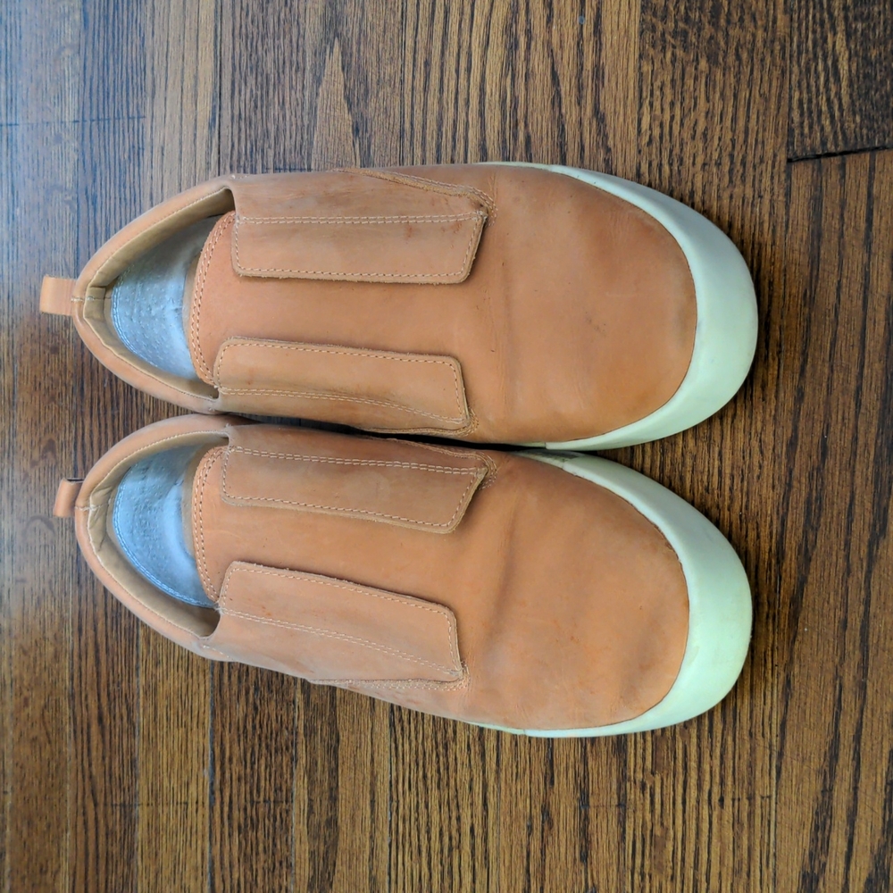 Lucky Brand Leather Slip Ons Women 9.5